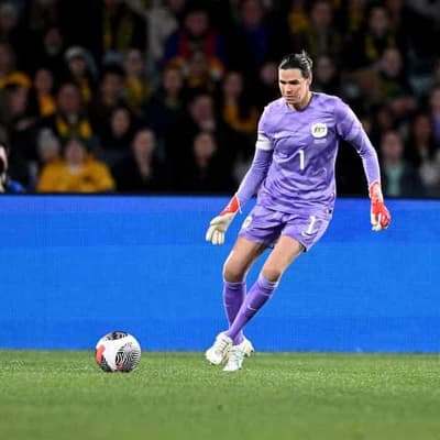 Matildas farewell pioneer Williams in rousing send-off