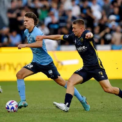 Sydney FC's Jake Girdwood-Reich seals US switch