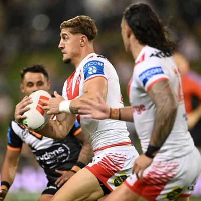 Lomax scores 32 points as Dragons scorch Tigers