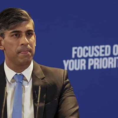 UK's Conservatives dump candidates in gambling probe