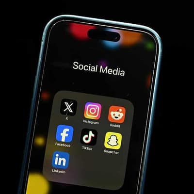 Aussies feel social media fails to stop 'scam war'