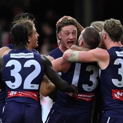 Dockers sink Swans in last-gasp one-point thriller