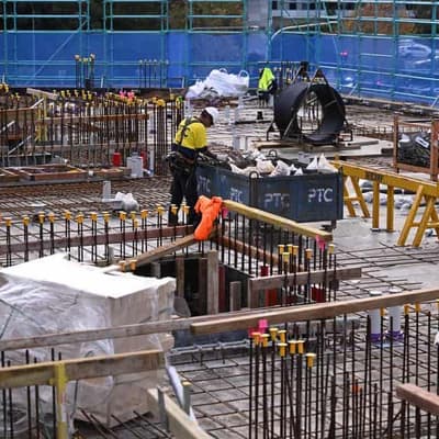 Firms pushed to cheat to win work as budgets blow out