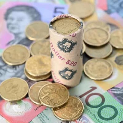Australian shares rally as dollar hits six-month high