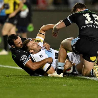 Sharks slump to another NRL loss at hands of Titans