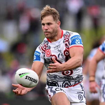 De Belin rejects overseas interest to remain at Dragons