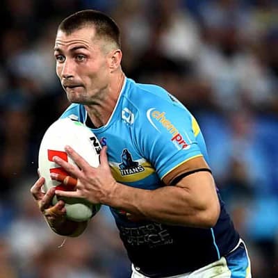Foran to go into 17th NRL season, Aloiai stays at Manly