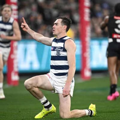 Cats shake off Magpies to charge into AFL top four