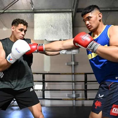 Fury readies headline act Leapai Jnr for bright lights