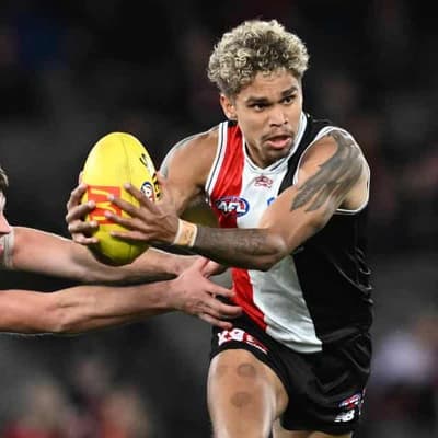 St Kilda's Liam Henry suffers season-ending knee injury