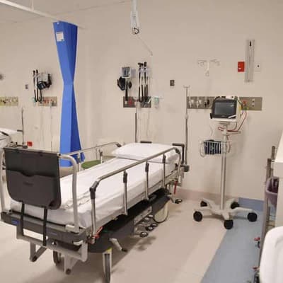 Nurse booted for online chat charge, sexual advances