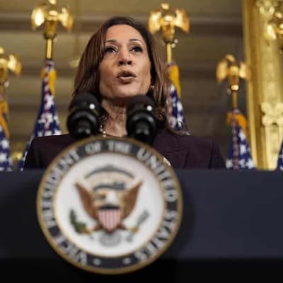 Harris pushes on with campaign blitz, gaining on Trump