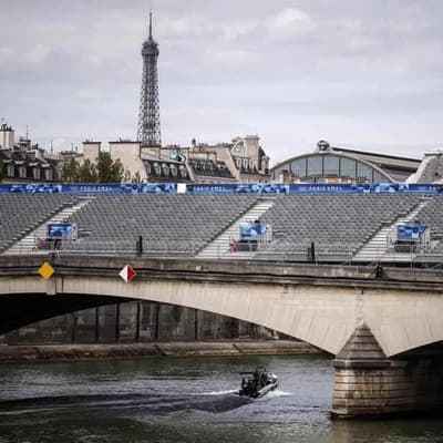 French flair to the fore in Paris opening ceremony