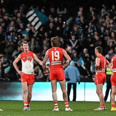 'Utterly unacceptable': Longmire laments Swans loss