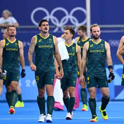 Ockenden's future undecided after premature Paris exit