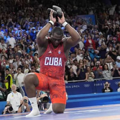 Cuba's Lopez bags record fifth-straight wrestling gold