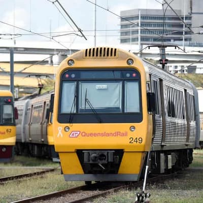 Premier defends staged Sunshine Coast direct rail build