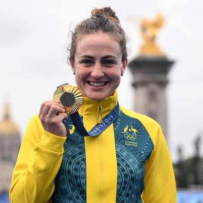Golden Brown's hopes punctured in women's Tour
