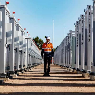 Transition 'well under way' as AGL rejects nuclear push