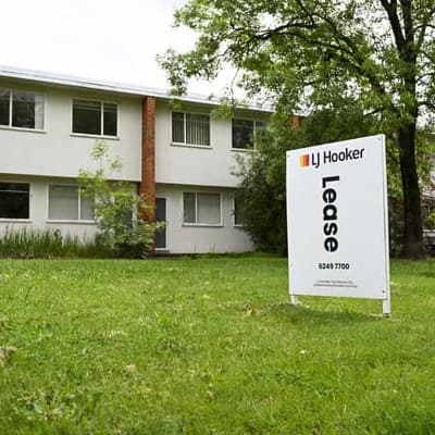 Wear and tear keeps rents lower over time: report