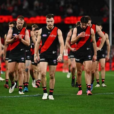 Essendon's season crumbles in familiar fashion