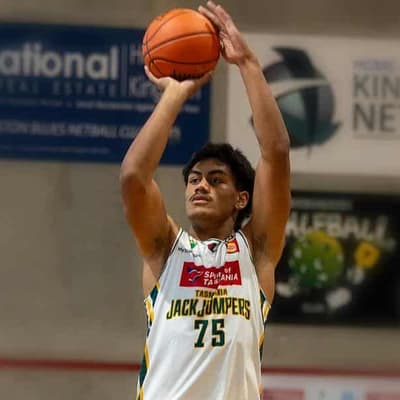 Boom teenager splits with NBL side to play school rugby