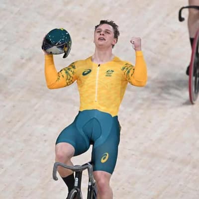 Richardson: I kept defection secret to protect Aussies