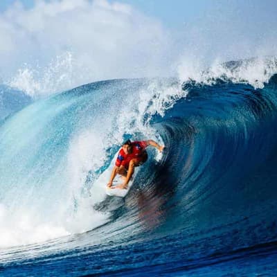 Slater's praise as Robinson, Picklum WSL Finals-bound