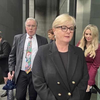 Senator 'needs to nail Higgins' lie', trial told