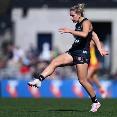 Blues clinch AFLW thriller after late score review