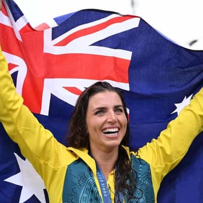 Jessica Fox adds World Cup canoe title to stellar year