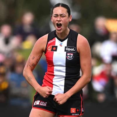 Saints cruise past Giants but coach not talking finals