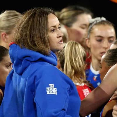 Starcevich defends under fire Hyett after Dogs flop