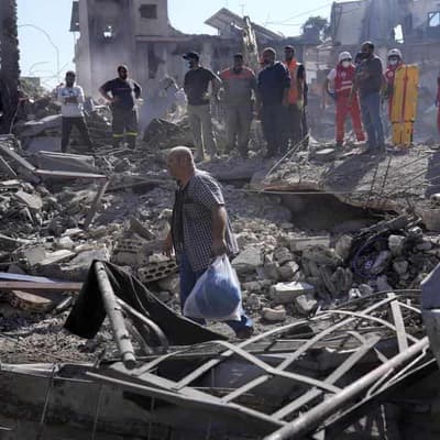 Washington makes last Mideast peace bid before election