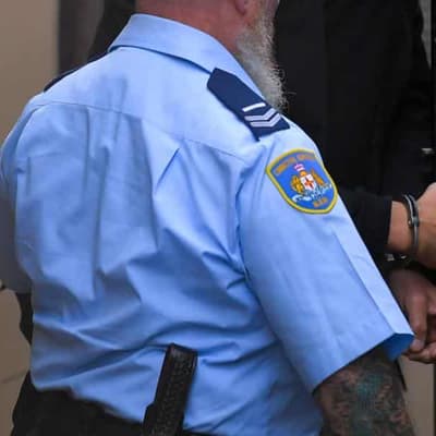 Failures admitted after prison officers stabbed, burnt