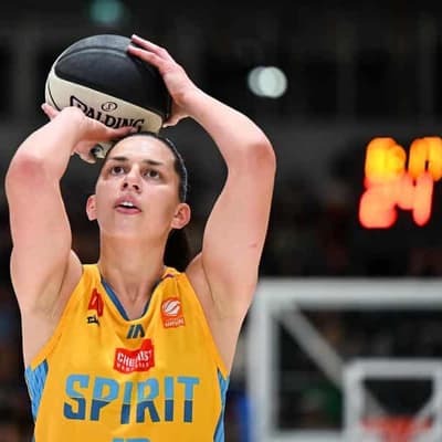 Bendigo stay unbeaten in WNBL after big comeback