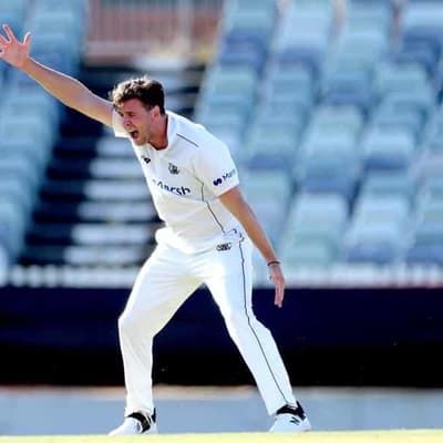 WA quick Richardson survives injury scare in Shield