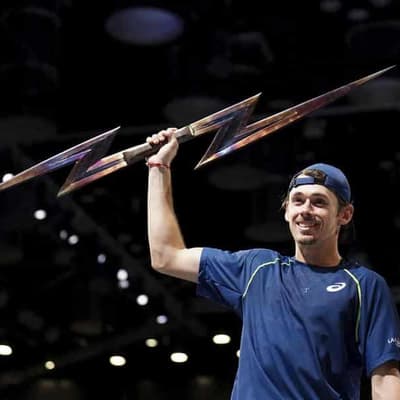 De Minaur wins last tennis 'Showdown' of year in London