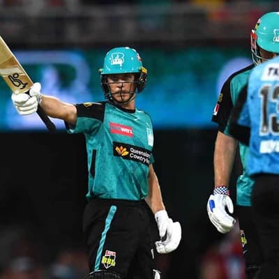 McSweeney fires Heat to last ball BBL win over Strikers