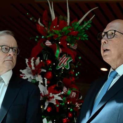 Leaders praise Aussie resilience and Christmas spirit