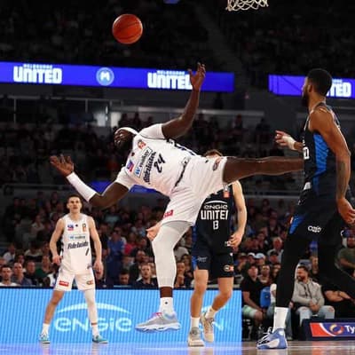Ugly bust-up not forgotten as 36ers, United meet again