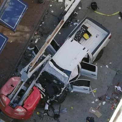 New Orleans killer had suspected bomb materials at home