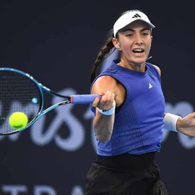 Armenian ex-Russian makes Hobart tennis second round