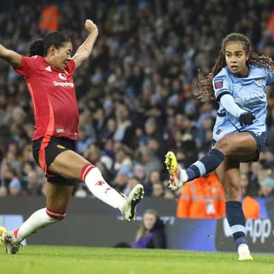 Mary Fowler shines but Man City undone by goalie errors