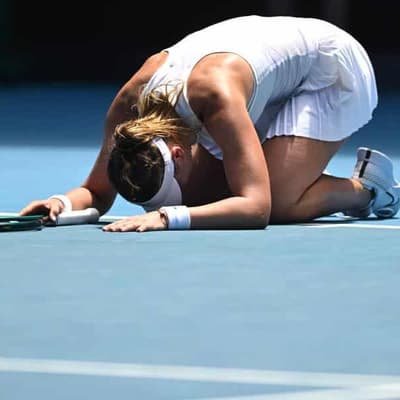 Badosa beats Gauff to advance to Open semi-finals