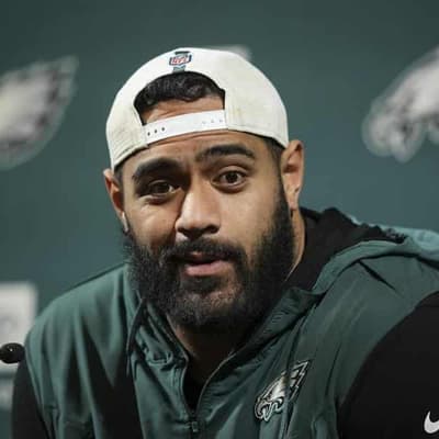 Australia's NFL star blocks out the Super Bowl hype