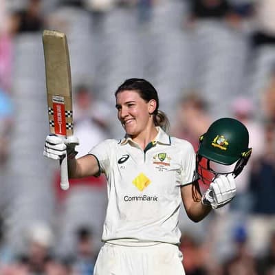 Sutherland buries hapless England in women's Ashes Test
