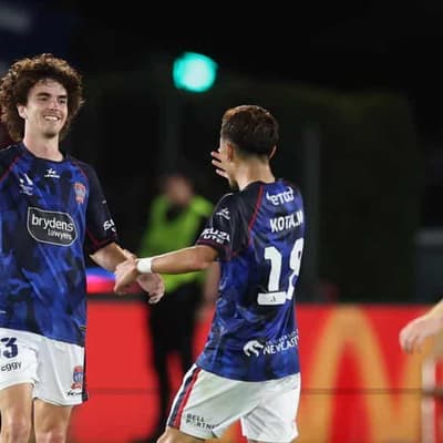 'It's crazy': Mariners coach views derby draw as defeat