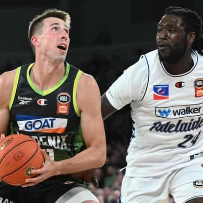 Phoenix overcome scare to beat Harrell-inspired 36ers