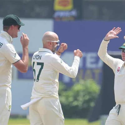 Starc, Lyon important on 'tight' first day in Galle